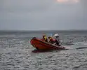 KNRM redt surfer uit Grevelingenmeer