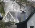 Explosiegevaar bij felle brand in woning