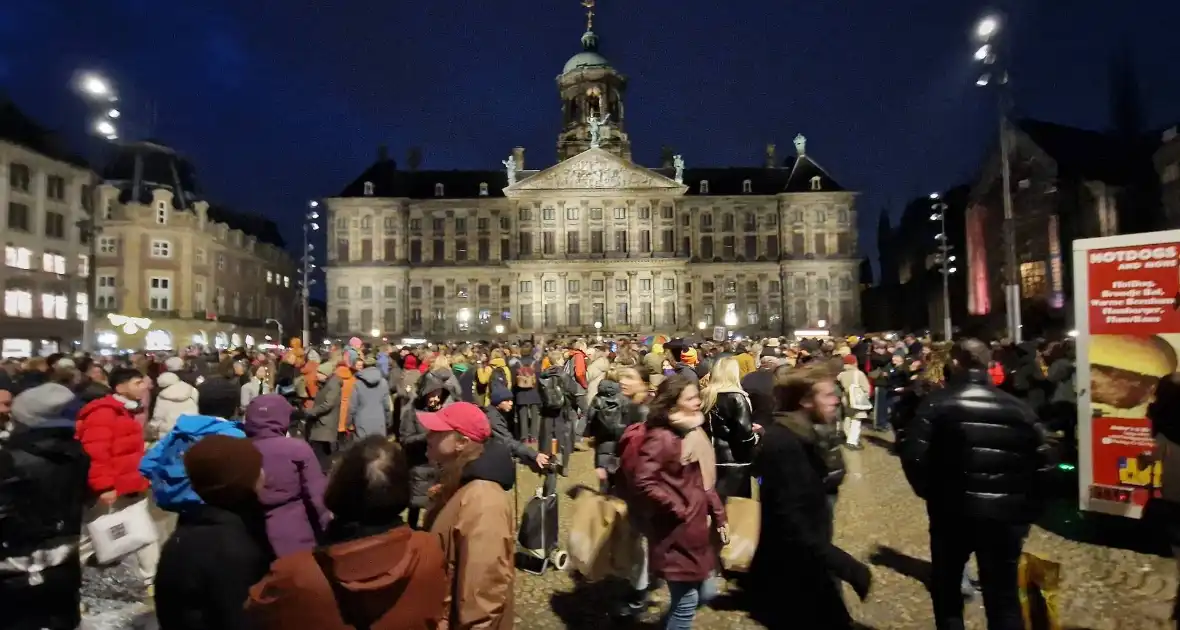 Protest Samen voor Solidariteit trekt veel mensen - Foto 1