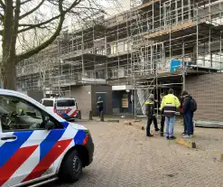 Schade door explosie in portiek