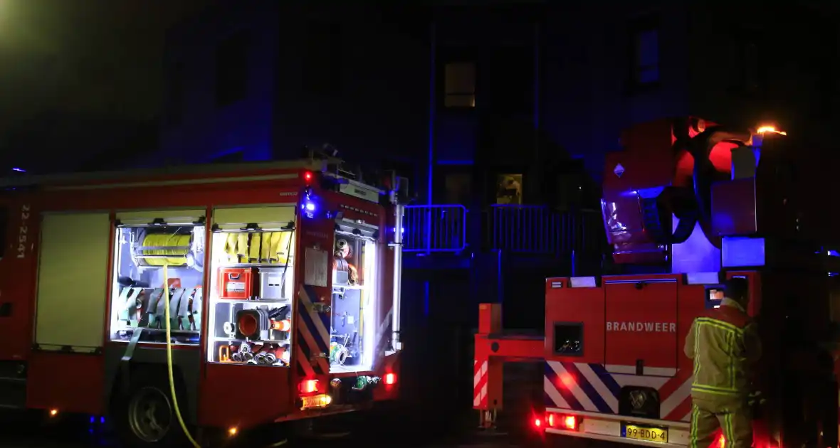 Matrasbrand zorgt voor rookontwikkeling in woning - Foto 6