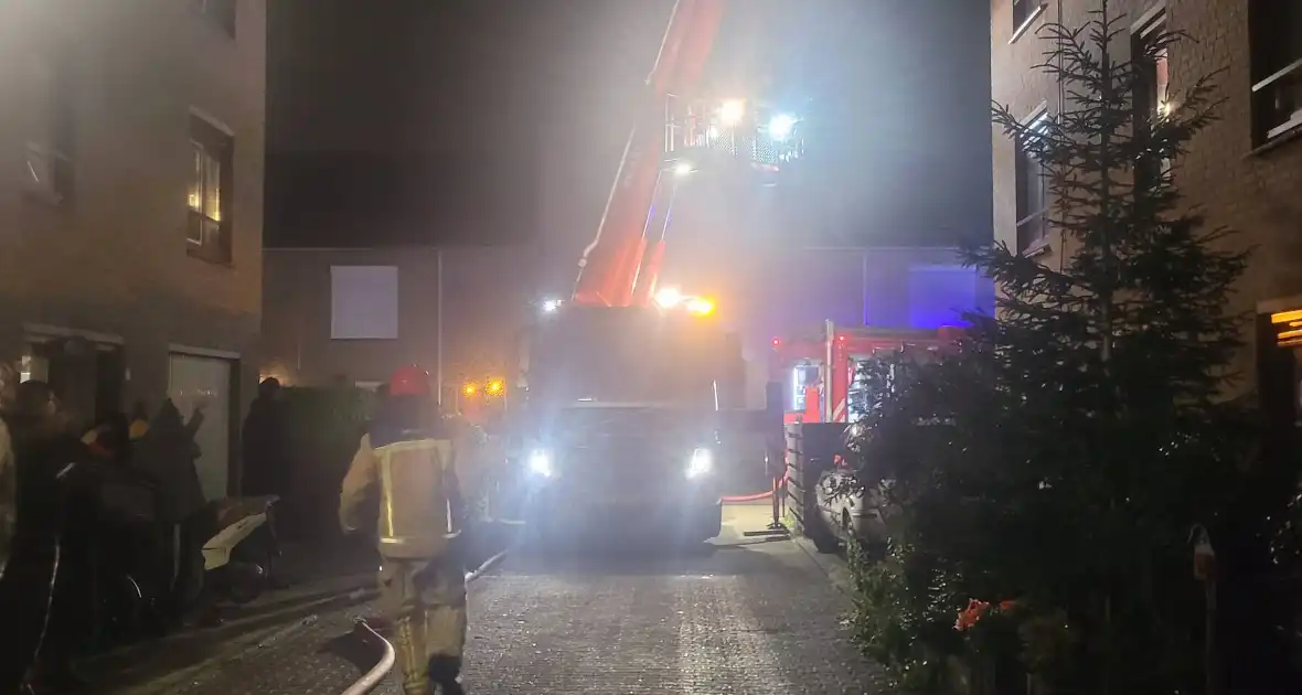 Matrasbrand zorgt voor rookontwikkeling in woning - Foto 8