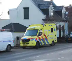 Voetganger aangereden door een bestelbus met laadbak