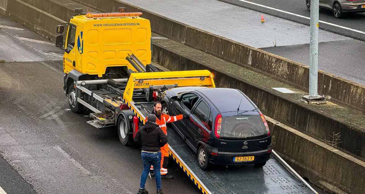 Eenzijdig ongeval op de snelweg - Foto 4