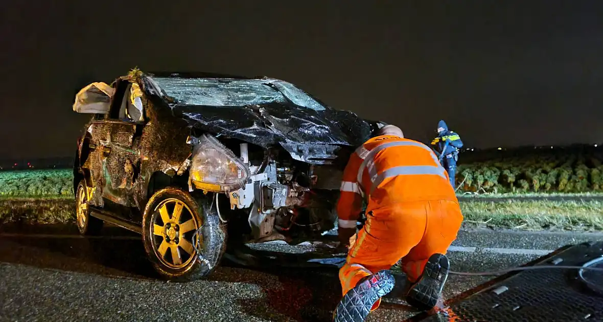 Bestuurder gevlucht na eenzijdig ongeval