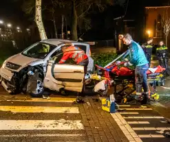 Bestuurster brommobiel gewond bij aanrijding