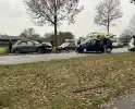 Ravage na frontale botsing tussen drie auto's