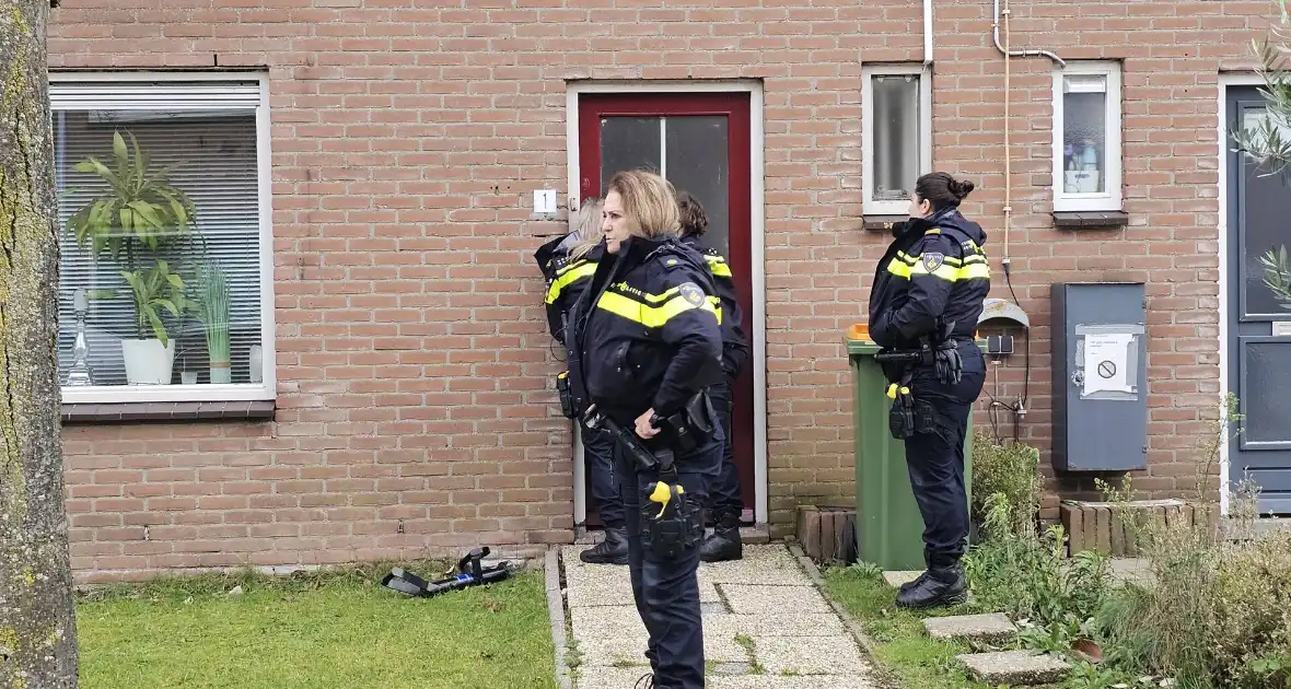 Hennepplantage aangetroffen in woning - Foto 4