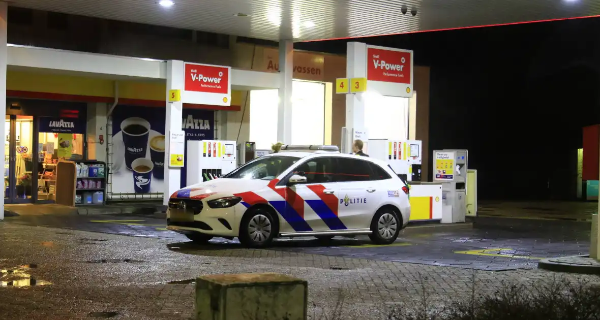 Politie doet onderzoek naar mislukte overval - Foto 2