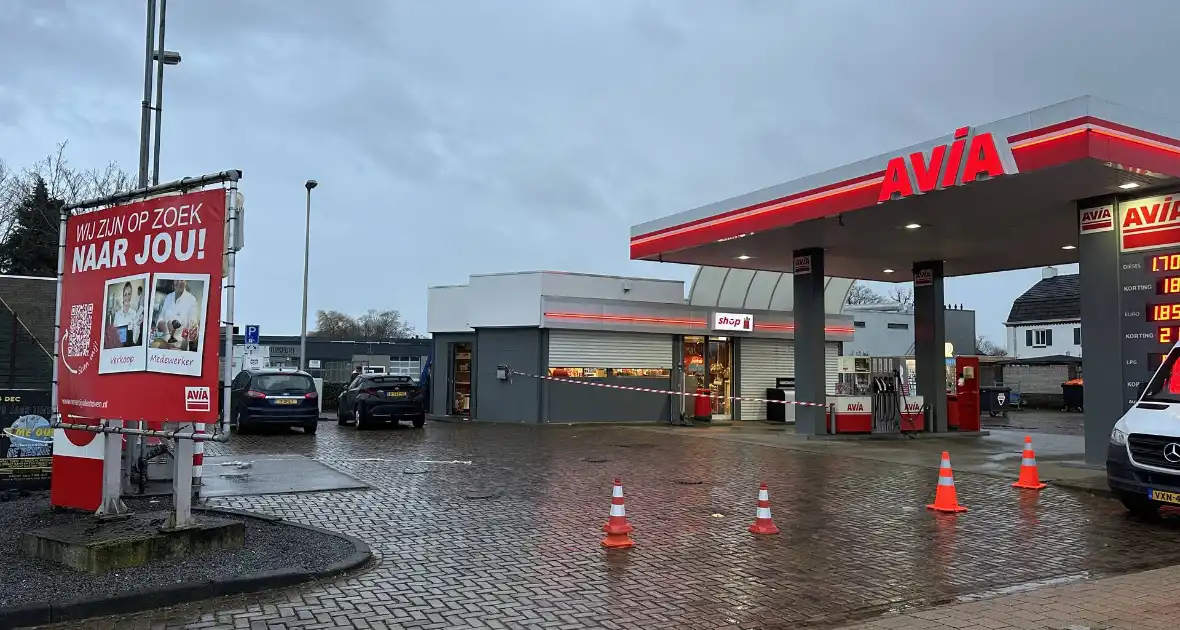 Veel schade bij inbraak in tankstation - Foto 1