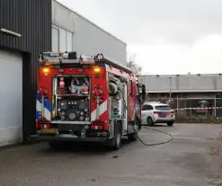 Brandweer verricht metingen in pand