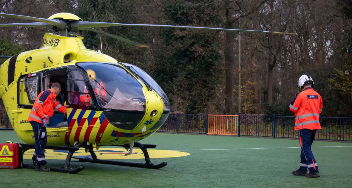 Traumateam ingezet voor noodsituatie bij een school - Foto 8