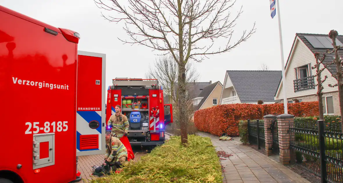 Zolder loopt flinke schade op door brand - Foto 5