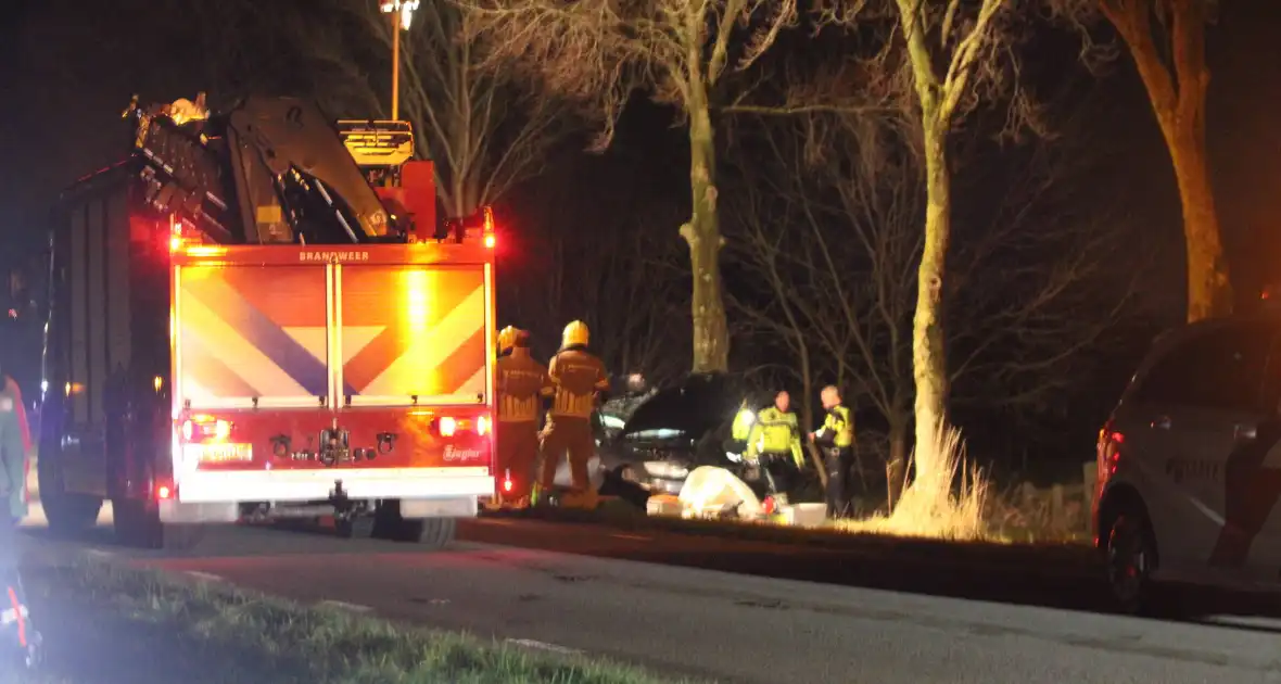 Drie gewonden bij eenzijdig ongeval - Foto 4