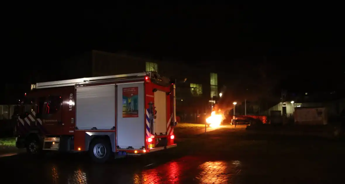 Opnieuw bank in brand - Foto 2