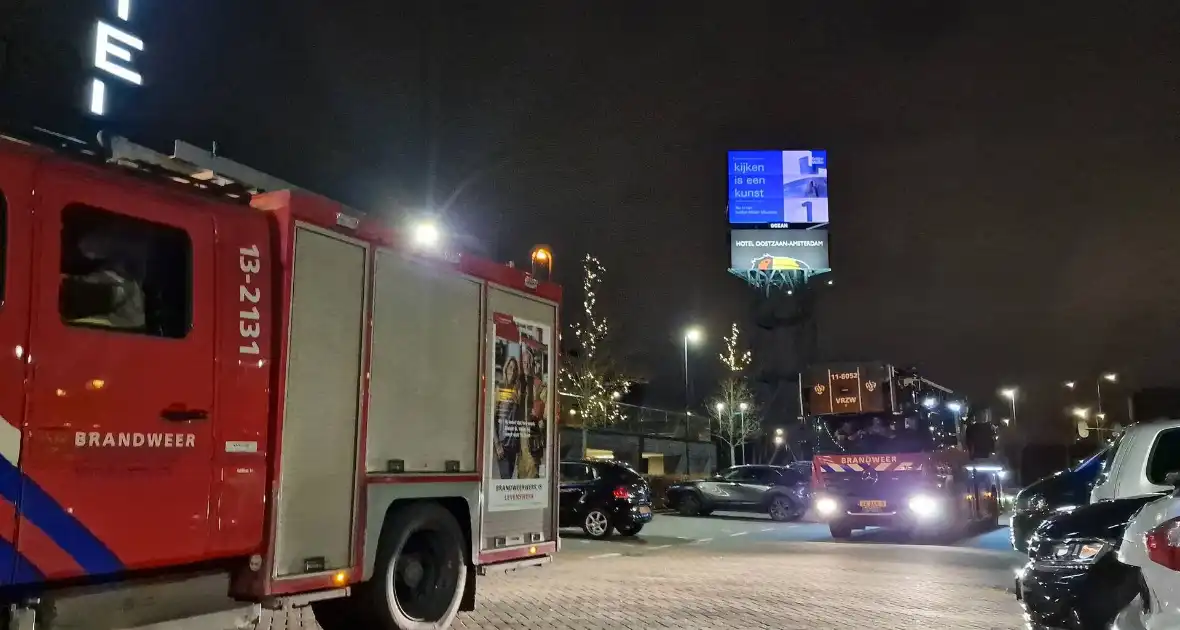 Brandweer controleert sauna van hotel op brand