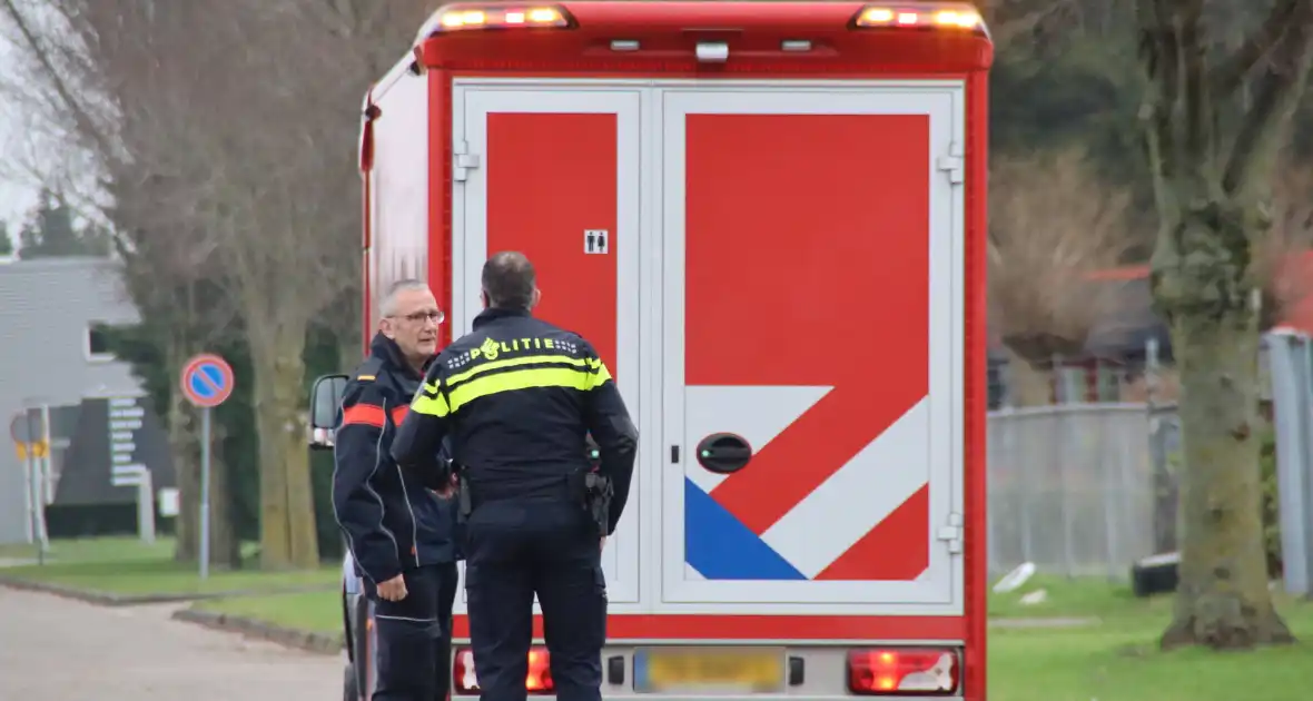 Groot politie onderzoek bij werkadres vermiste man - Foto 7