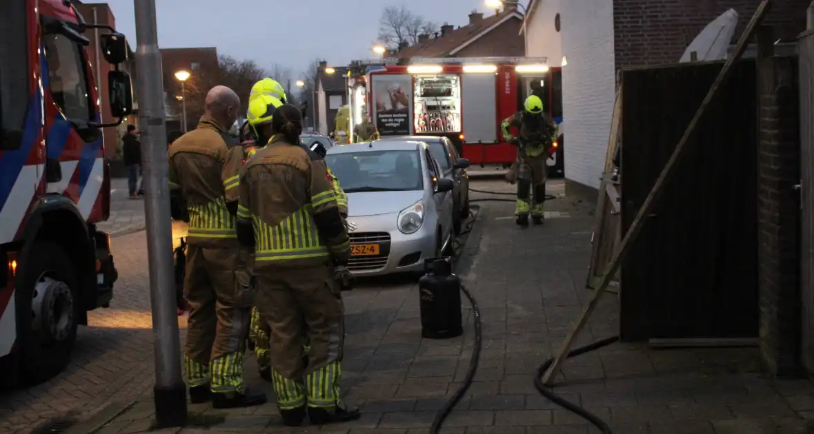 Grote schade bij gasexplosie bij woning - Foto 10