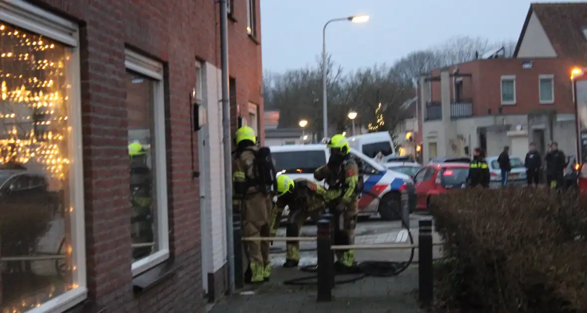 Grote schade bij gasexplosie bij woning - Foto 15