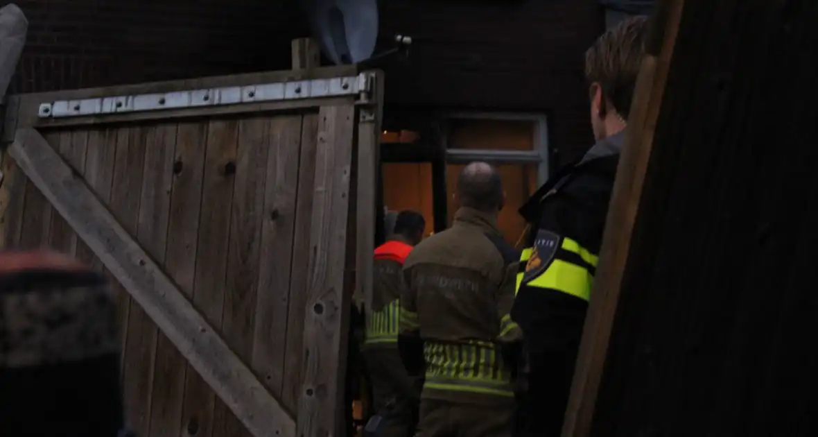 Grote schade bij gasexplosie bij woning - Foto 4