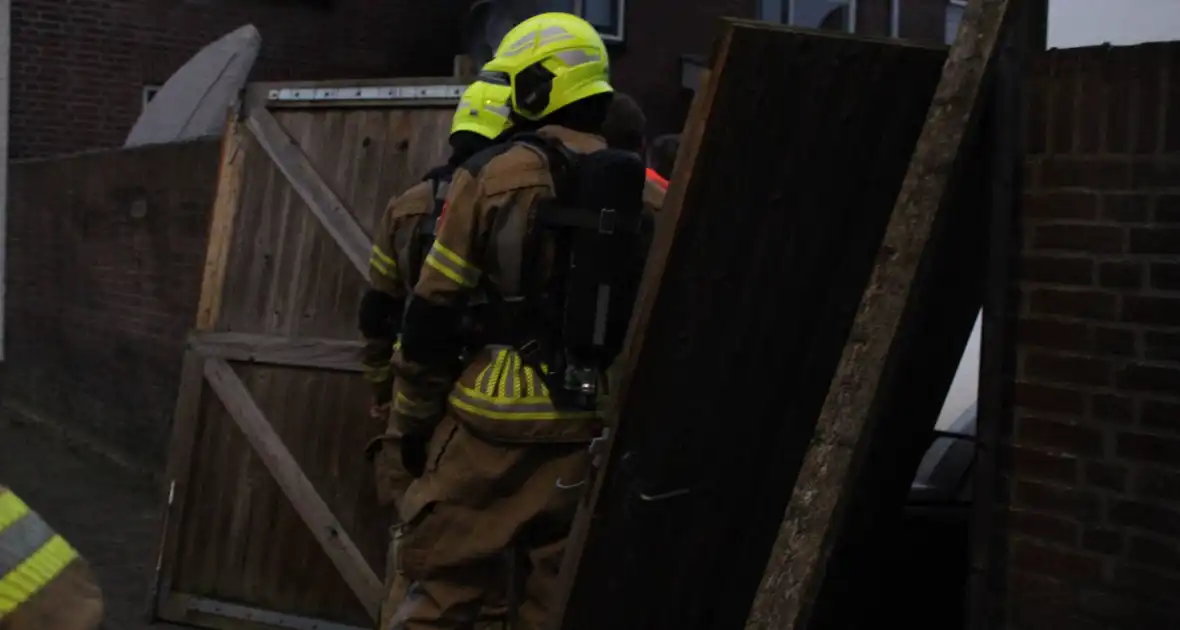 Grote schade bij gasexplosie bij woning - Foto 6