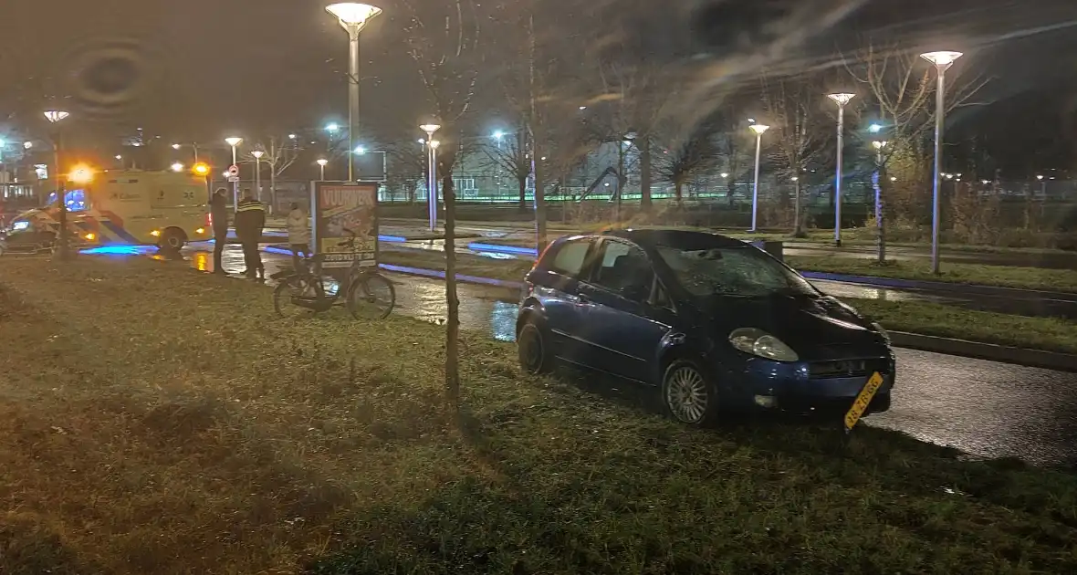 Fietser geschept door automobilist bij oversteken - Foto 5