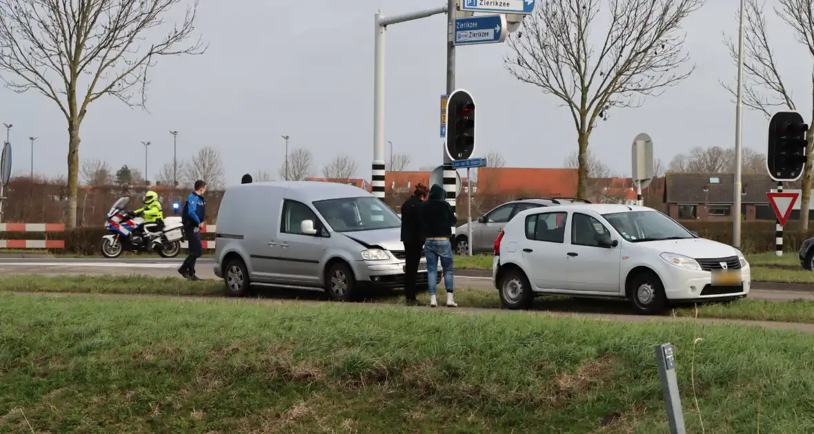 Blikschade na kop-staartbotsing - Foto 3