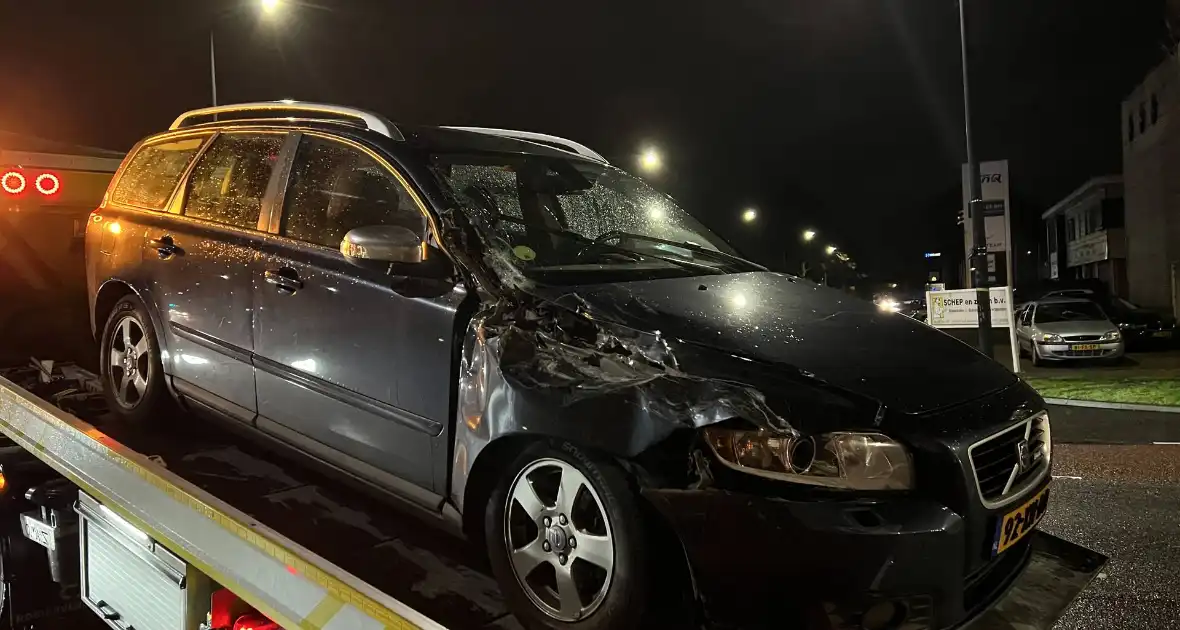 Bestuurder veroorzaakt ongeval en rijdt door - Foto 4