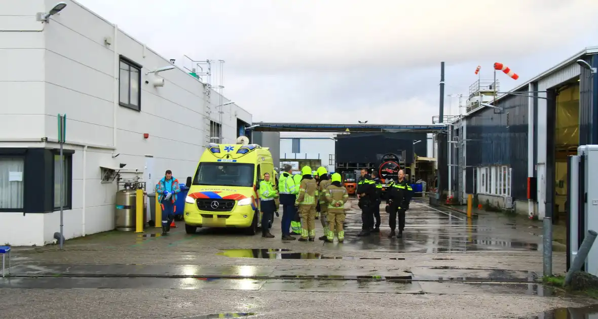 Persoon gewond na bedrijfsongeval met gevaarlijke stof