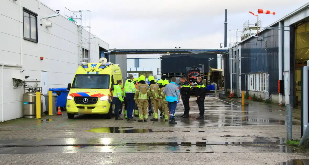 Persoon gewond na bedrijfsongeval met gevaarlijke stof - Foto 3