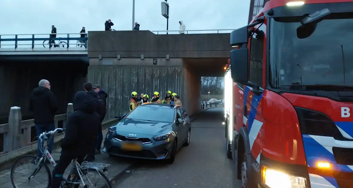 Hulpdiensten ingezet voor persoon te water - Foto 19