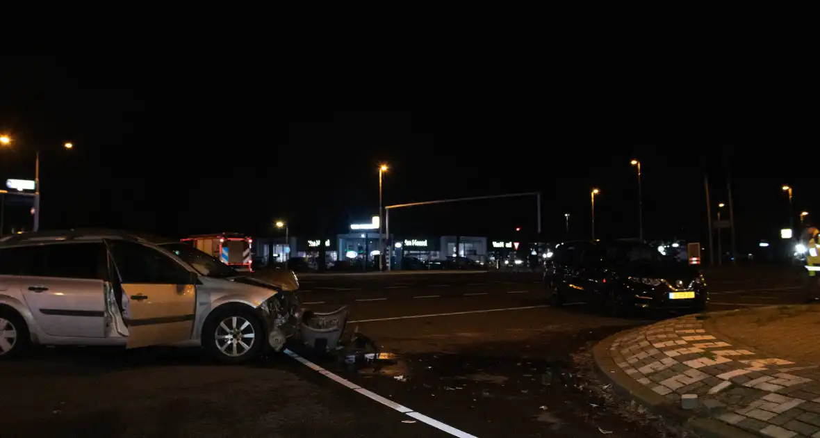 Gewonden bij ongeval op kruising - Foto 2