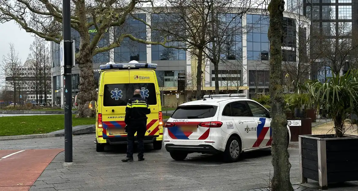 Fietser gecontroleerd na val met fiets - Foto 3