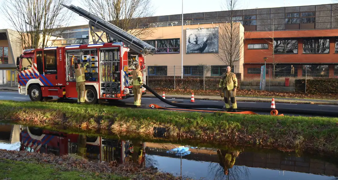 Meerdere garageboxen onderwater door hevige regenval