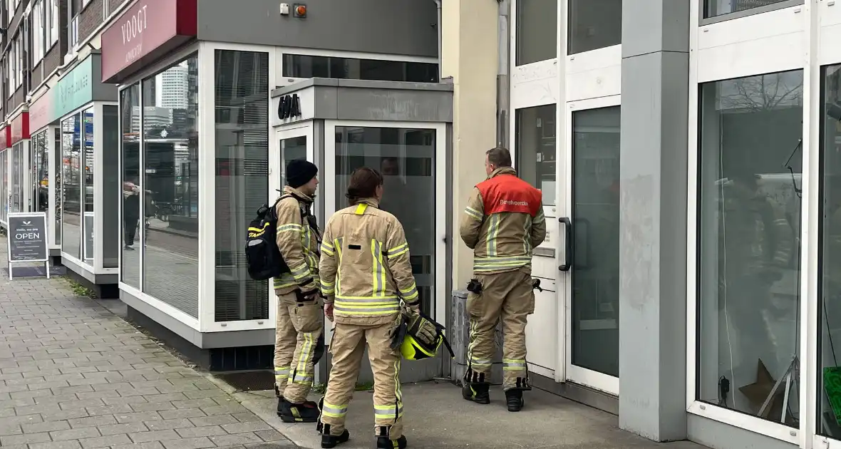 Brandweer ingezet voor Stormschade - Foto 1