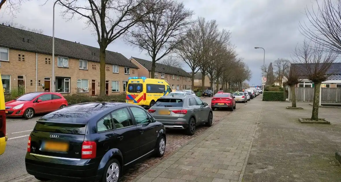 Fietser zwaargewond bij botsing met bestelbus - Foto 8