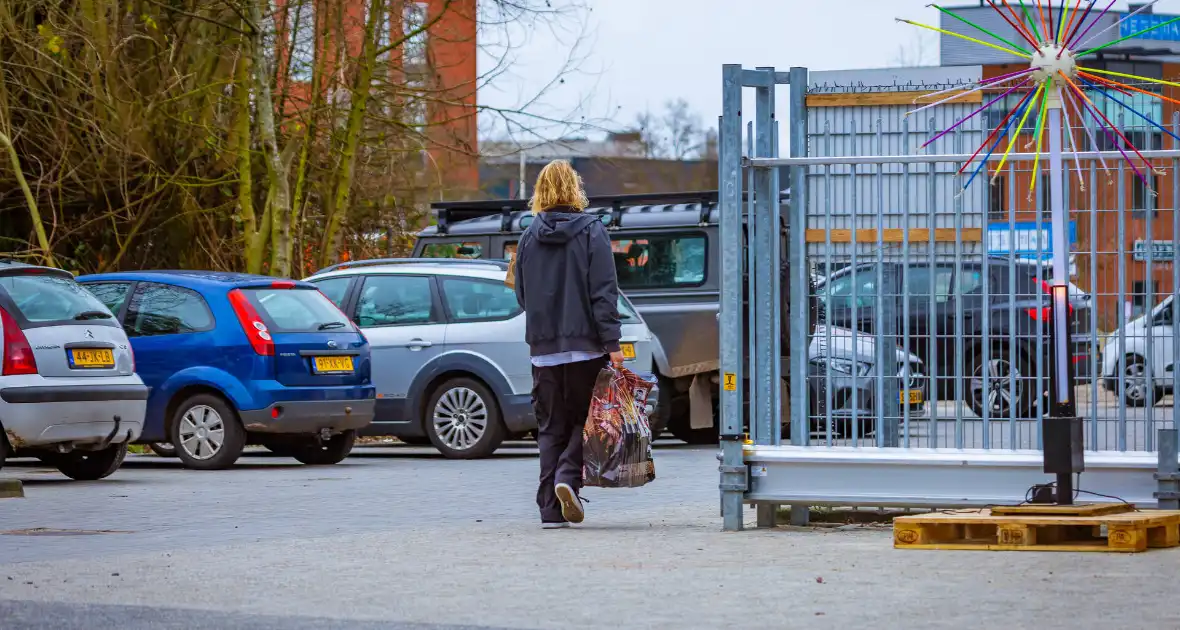 Vuurwerkliefhebbers kopen massaal in ondanks afsteekverbod - Foto 5