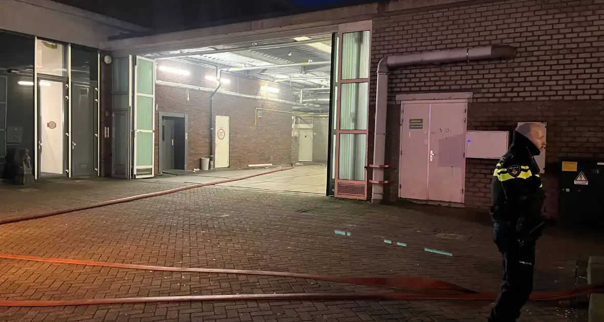 Onderzoek naar rookontwikkeling bij winkelcentrum - Foto 1