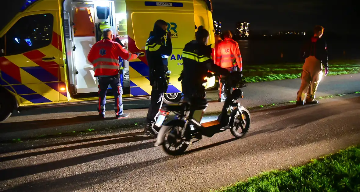 Vrouw gewond aangetroffen op fietspad - Foto 2