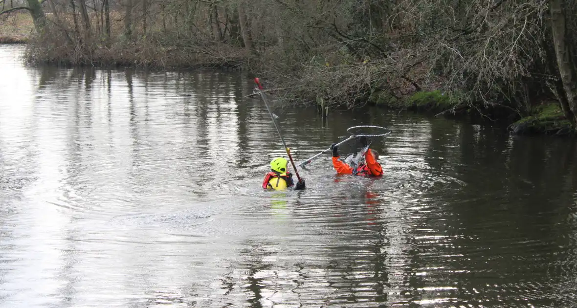 Dier gered door brandweer - Foto 10