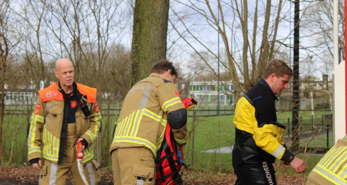 Dier gered door brandweer - Foto 18