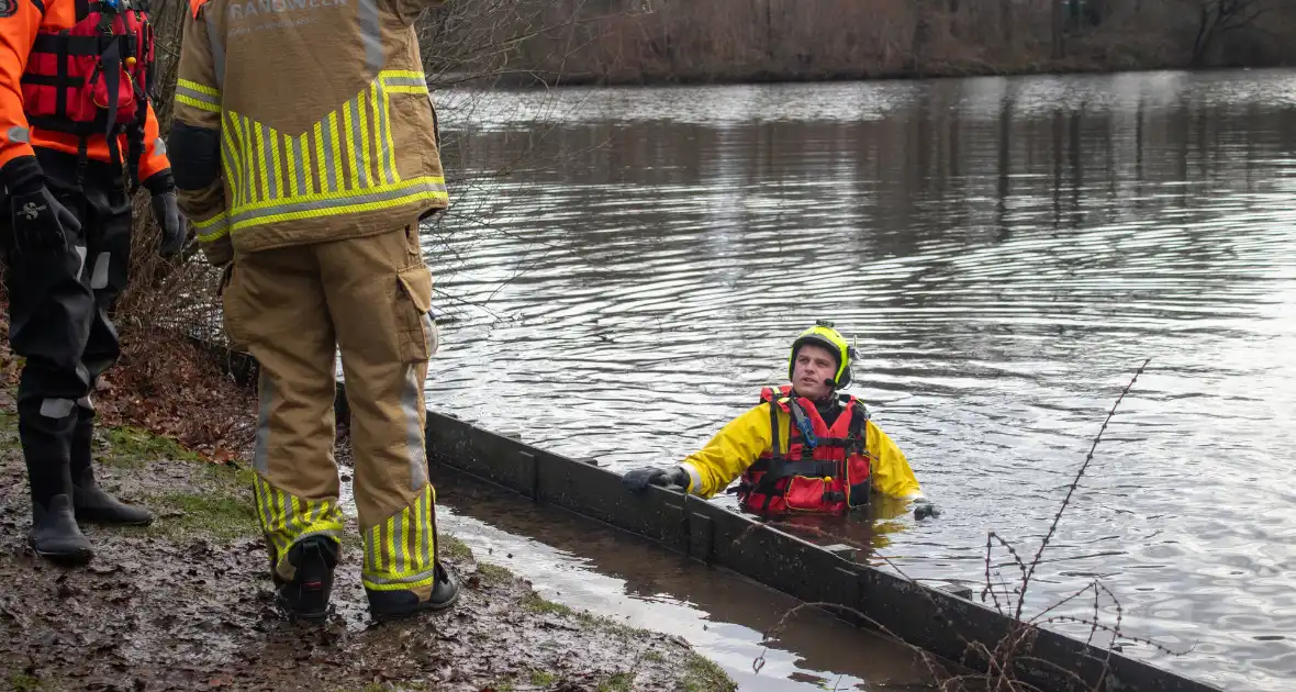 Dier gered door brandweer - Foto 27