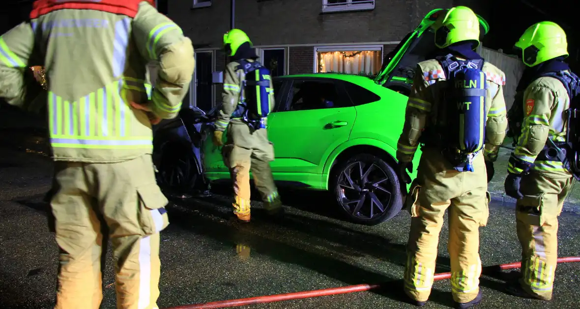 Dure Audi RSQ3 verwoest door brand - Foto 5