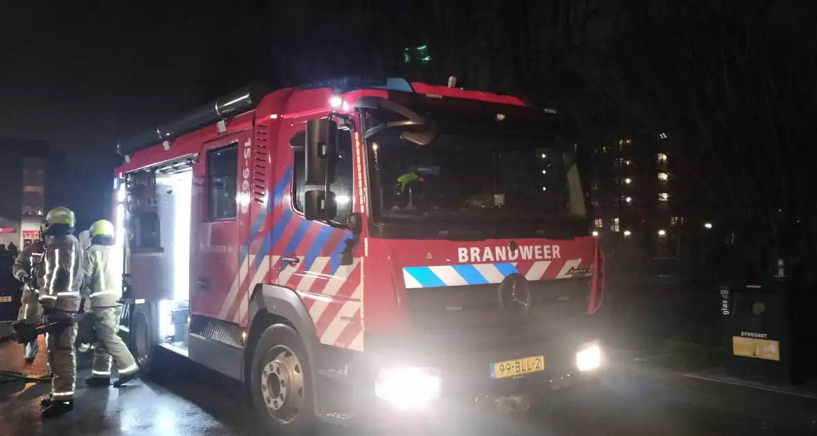 Geparkeerde bestelbus volledig uitgebrand - Foto 3