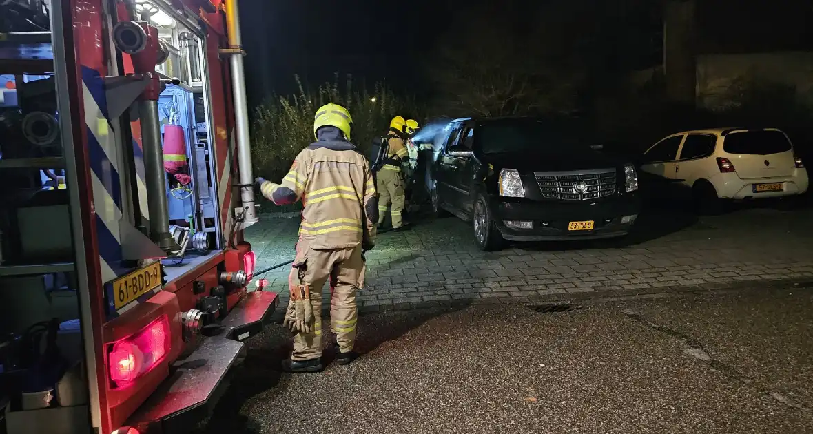 Beginnende autobrand snel geblust - Foto 3