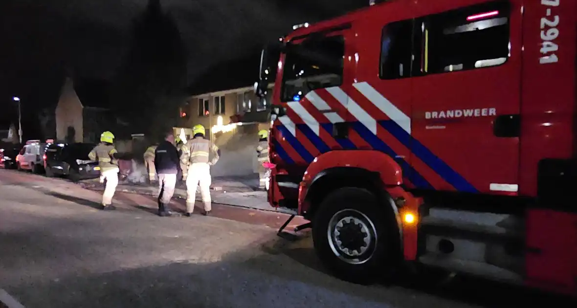 Afval in brand gestoken - Foto 2