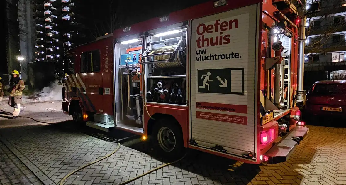 Afvalbrand snel geblust - Foto 1