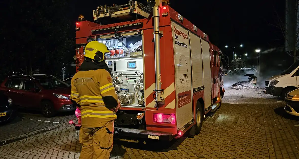 Afvalbrand snel geblust - Foto 3