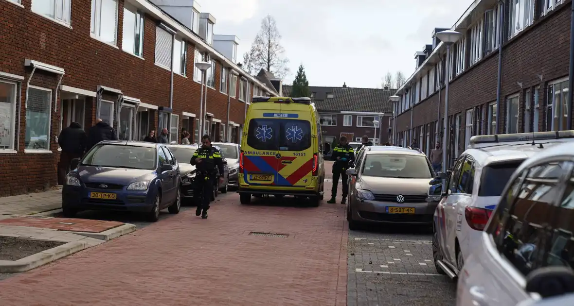 Jongen zwaargewond nadat vuurwerkbom naar hem wordt gegooid - Foto 3