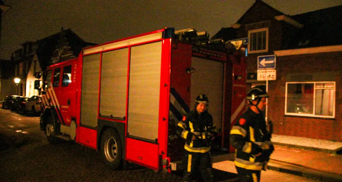 Hoogwerker ingezet voor stormschade aan dakkapel - Foto 7